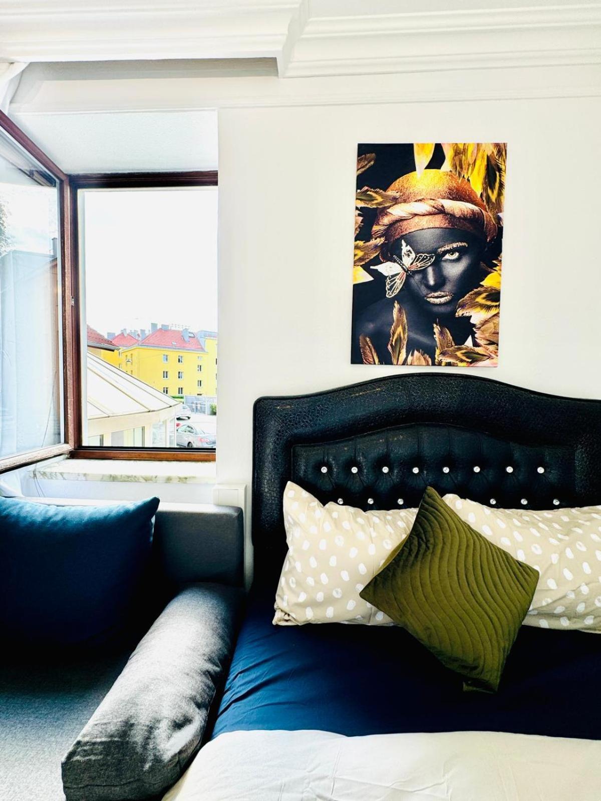Very Spacious Apartment For Up To 7P With Great Location ウィーン エクステリア 写真