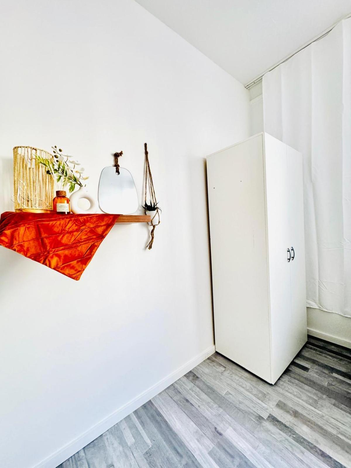 Very Spacious Apartment For Up To 7P With Great Location ウィーン エクステリア 写真